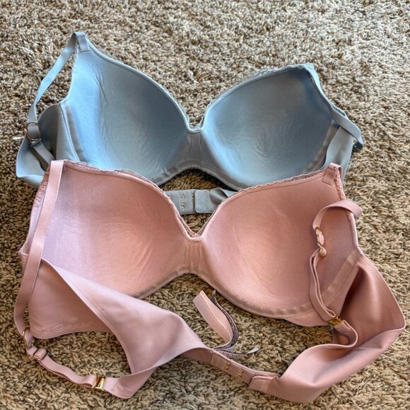 Victoria's Secret Incredible Lined Demi bras - Bundle of 2 - Picture 3 of 4